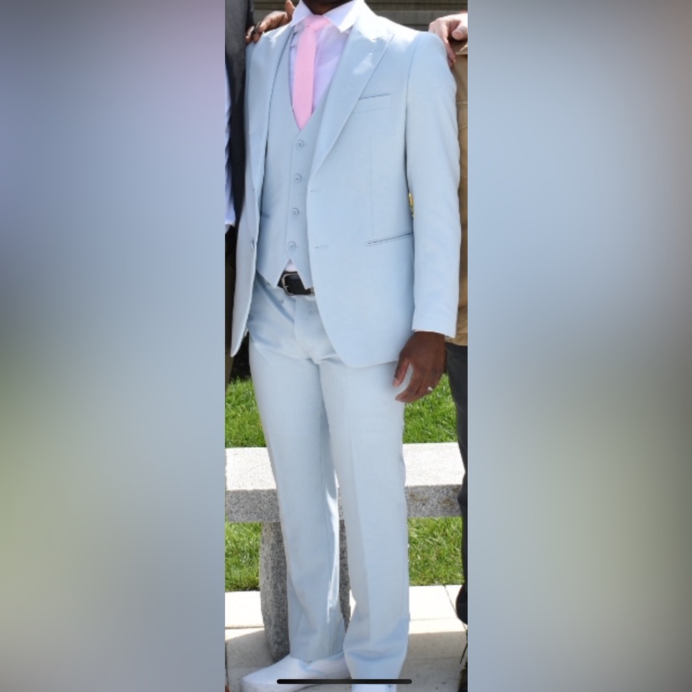 Men baby blue Bellucci suits